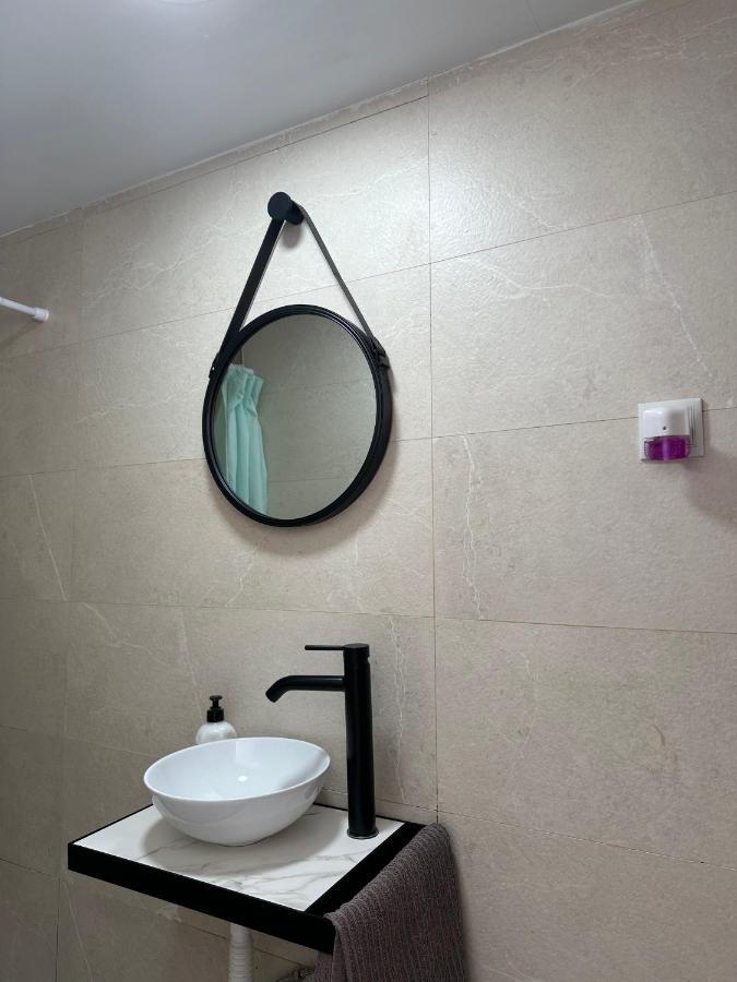 Malaga Inn Apartaments Εξωτερικό φωτογραφία
